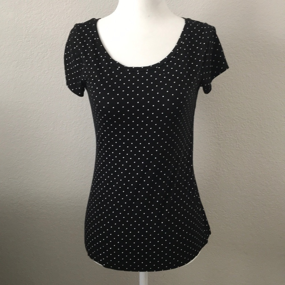 ⭐️3/$20⭐️ Banana Republic Polka Dot Tee
